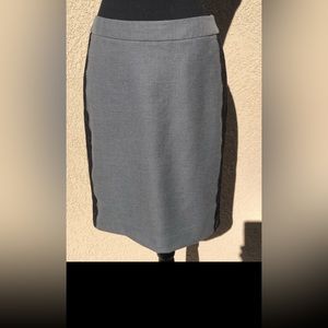 NWT LOFT Grey Pencil Skirt w/Black Lace Embroidery